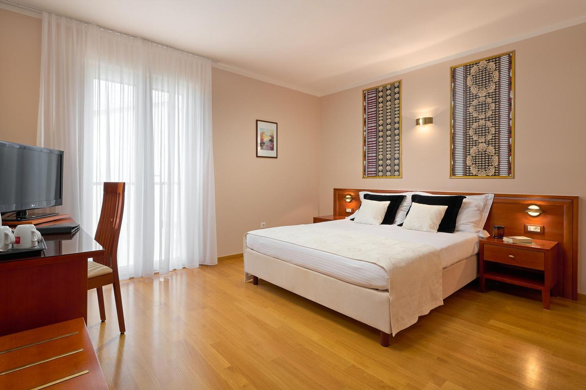 Hotel Villa Andrea Tucepi Luaran gambar